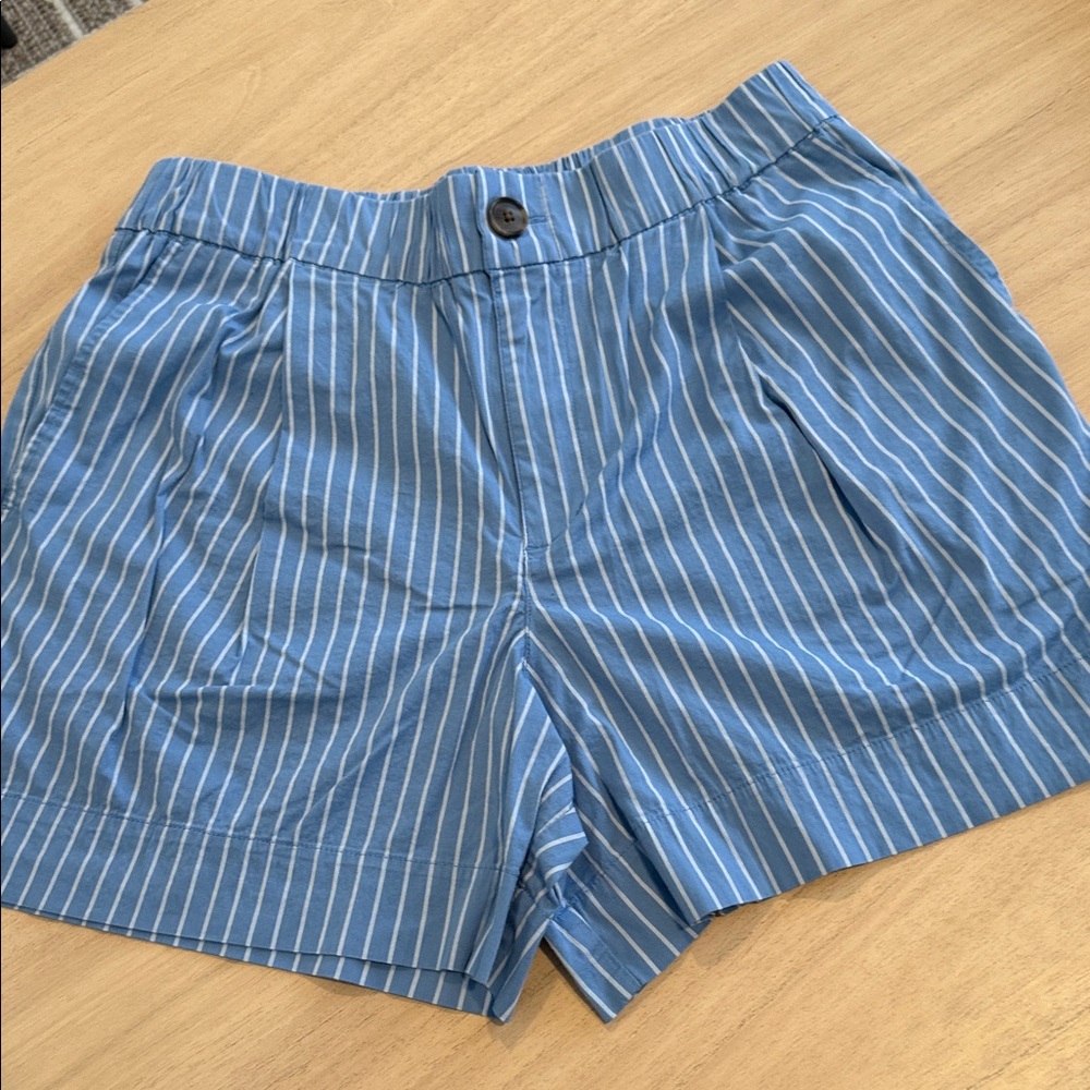 A New Day Blue & White Striped Pull On Shorts Size Small Casual Summer - Picture 2 of 5